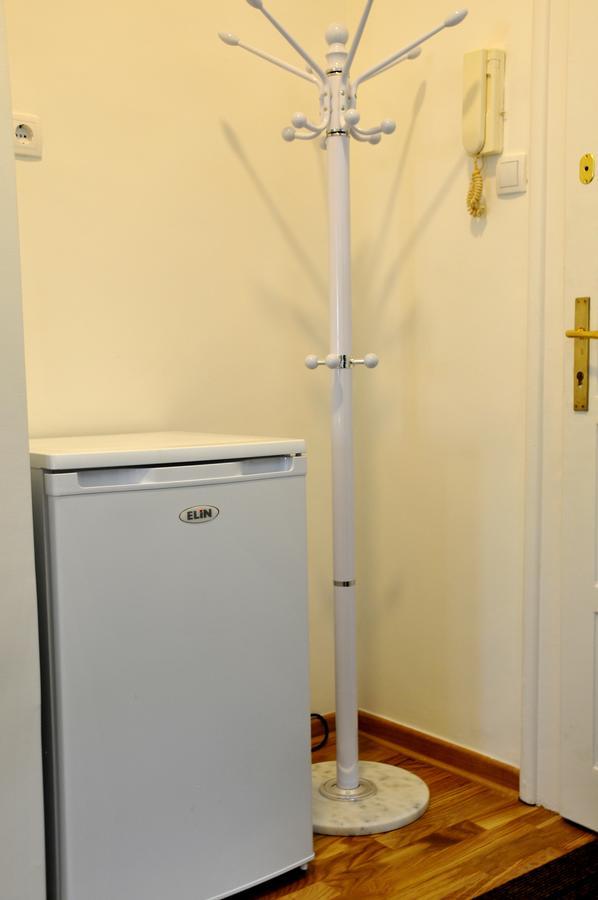 Apartment In The City Center Belgrado Buitenkant foto